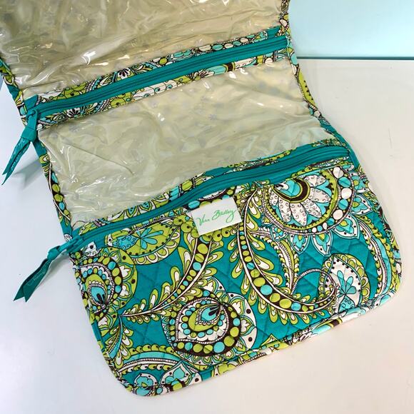 Vera Bradley Hanging Toiletry Bag/Travel Organizer in Peacock Pattern - Picture 4 of 4